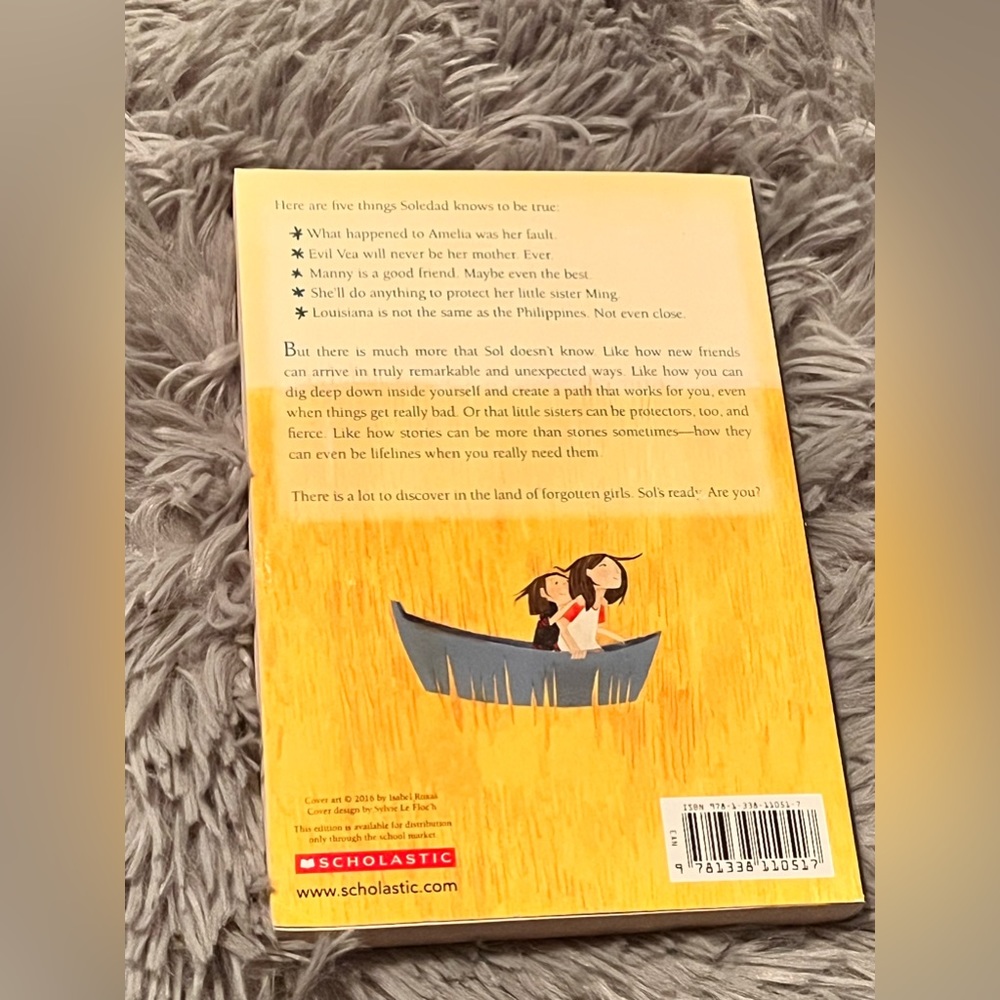 5 Books - Picture 4 of 10